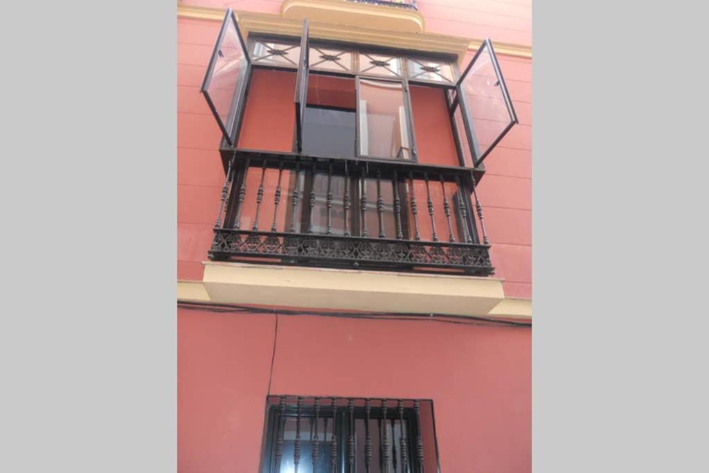 Cheap & Chic In The Center Of Appartement Séville